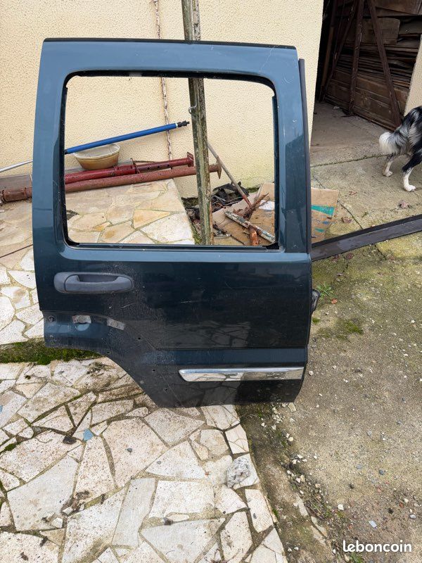 Portière arrière passager jeep cherokee kj 2007